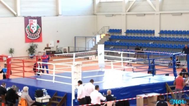 Бокс зала "Арена Петрич" участват клубове от цялата страна - финали смотреть онлайн