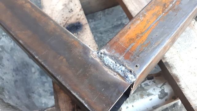 Вибростол своими руками.#плитка#мощение#тратуарная#садоваядорожка#формыдляплитки#станок#пластификат смотреть онлайн