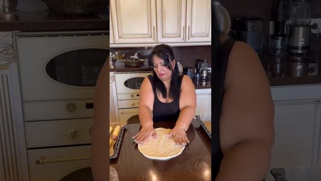 ДРОЖЖЕВОЕ ТЕСТО ЗА 15 МИНУТ!!!! ТЕСТО ОТ АРУСИ КАВКАЗ. ГОТОВЬТЕ С ЛЮБОВЬЮ!❤️ смотреть онлайн