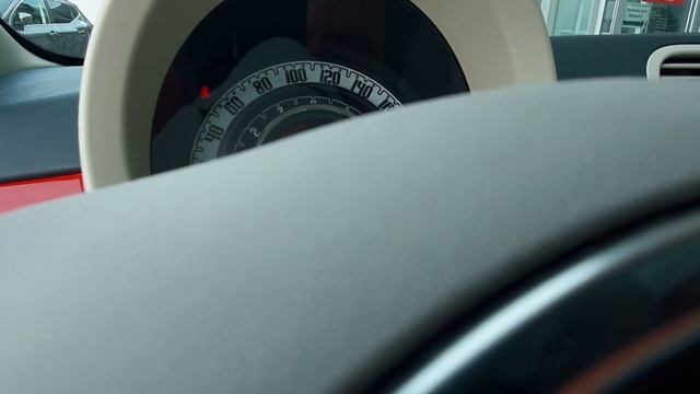 FIAT 500 смотреть онлайн
