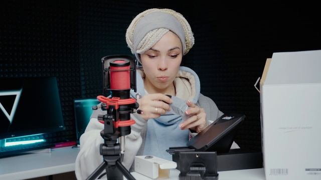 Как начать говорить на камеру. Устройство которое тебя ускорит. ТЕЛЕСУФЛЕР DESVIEW T3 смотреть онлайн