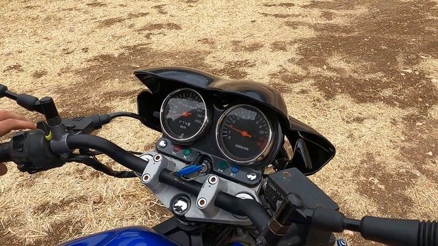 Probando la Suzuki GS 500 (Jordi Hurtado edition) смотреть онлайн