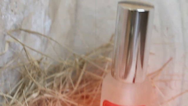 AK red CHERRY / аналог Escada Cherry In The Air смотреть онлайн
