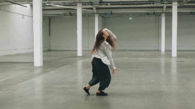 The Oracle Style Seeker Ad смотреть онлайн
