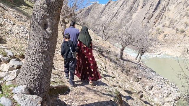 A Mother's Quest: The Heartrending Journey Of A Nomadic Mother Searching For Her Lost Child💔👣