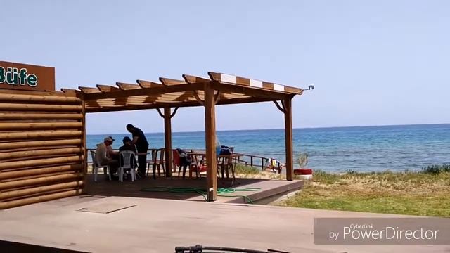 Сезон купания открыт. Северный Кипр смотреть онлайн