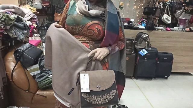 СЛОЖНО НАМ ДЕВОЧКАМ ? СУМОЧКА ? ЧТОБЫ И КРАСИВО...И УДОБНО ??? смотреть онлайн
