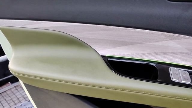 ALL NEW 2023 FAW HONGQI HS3 Review & Walkaround