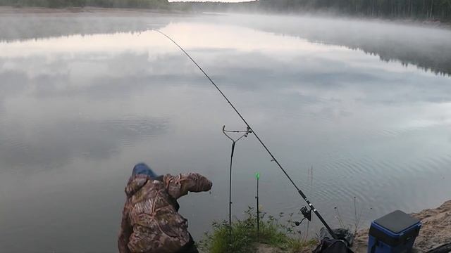 РЫБАК ОТ БОГА! Ему ни кто не ВЕРИЛ, что он ЛОВИТ ТРОФЕЙНЫХ ЛЕЩЕЙ! Друг разсекретил РЫБНОЕ МЕСТО! смотреть онлайн