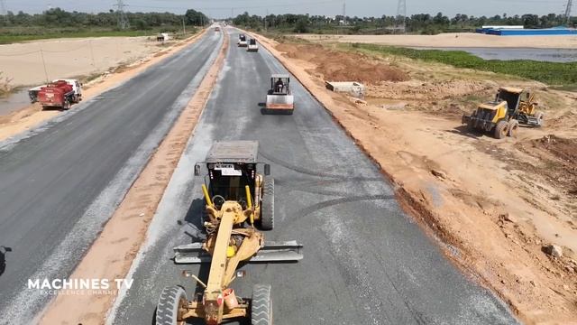 Full Processing Perfect Skills Road Paving By Motor Grader Pre-Spread all Gravel and Leveling смотреть онлайн