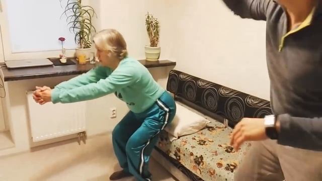 Гимнастика для женщин после 50 - Зарядка для женщин после 50 лет - Зарядка кому за 50 смотреть онлайн
