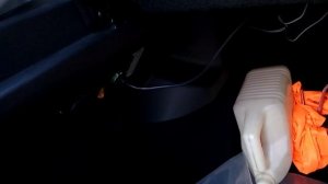 Установка плафона в багажник автомобиля Лада Гранта от ГАЗели часть 2