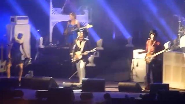 M Mathieu Chedid Le Roi Des Ombres live @ paleo festival 2010 смотреть онлайн