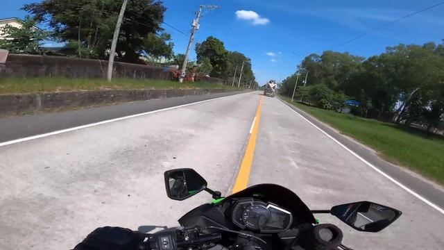 Ninja 650 vs 636 Review/Comparison - Test Ride смотреть онлайн