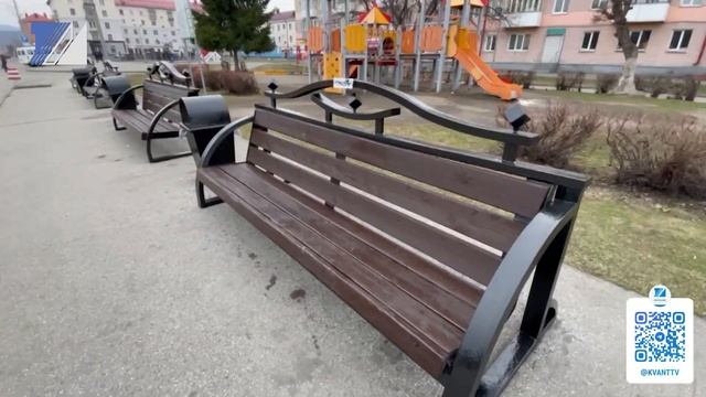 Начался сезон покраски лавочек смотреть онлайн