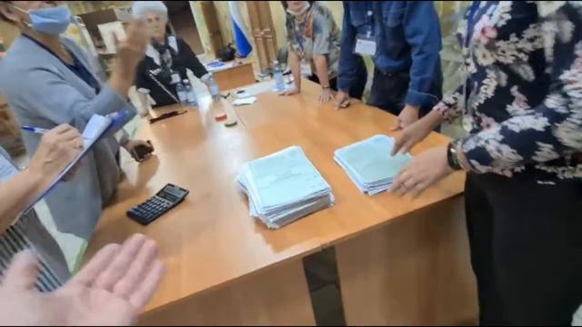 1.07.2020. Голосование по поправкам в конституцию, УИК №1409, г. Таштагол, подсчет голосов. смотреть онлайн