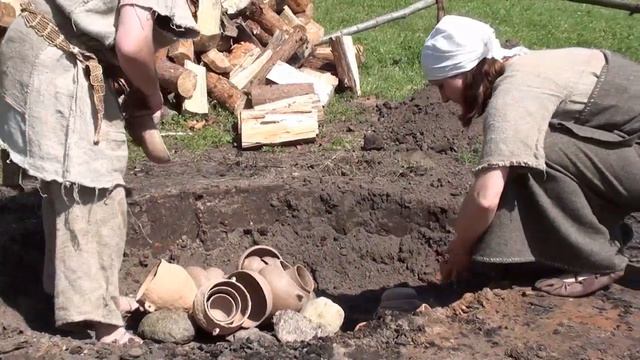 Darbo diena Kernavėje смотреть онлайн