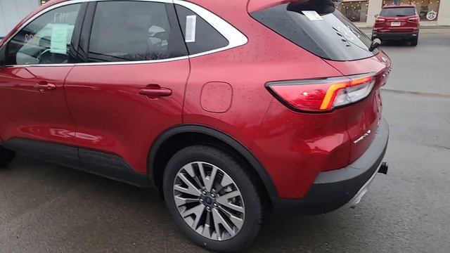 2022 Ford Escape Titanium Red for sale смотреть онлайн