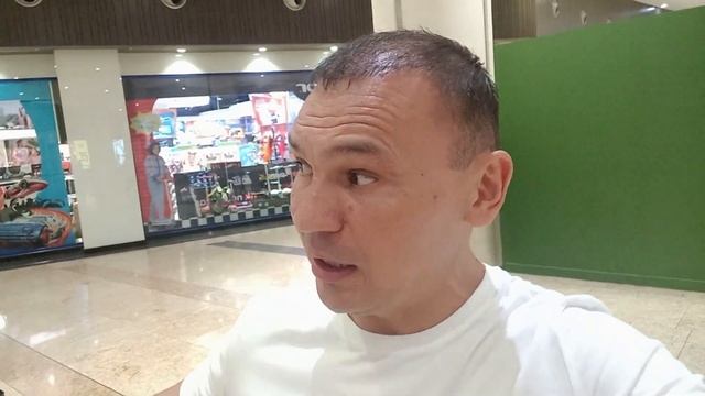 Sahara Centre Moll Sharjah. Лучший Молл из тех в которые возит шатл (трансфер) из Sheraton Sharjah смотреть онлайн