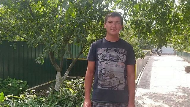 Курчата с хохолками))) Это очень мило))) просто посмотрите смотреть онлайн