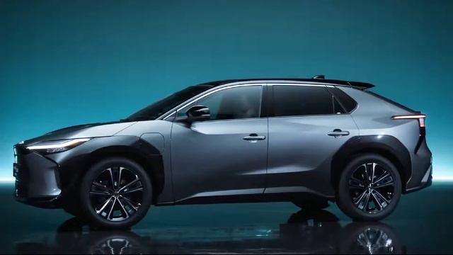 2022 Toyota bZ4X - Modern SUV! (OFFICIAL MOVIE) смотреть онлайн