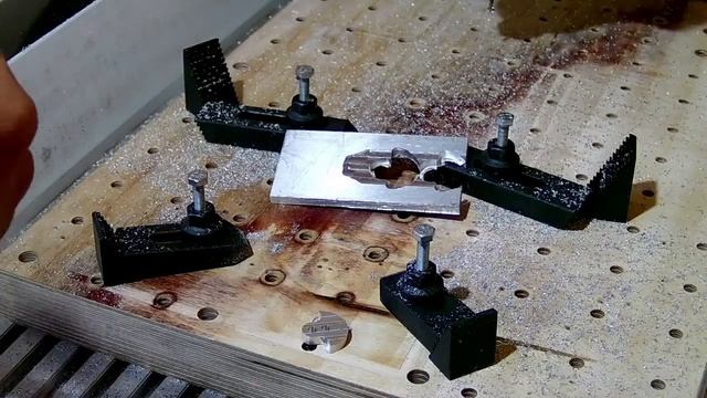 ЧПУ фрезеровка маховичков/CNC milling handwheels смотреть онлайн