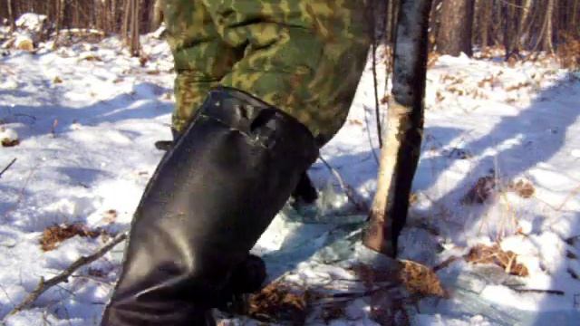 Меховые юфтевые сапоги + стекло / Fur Russian boots + glass смотреть онлайн
