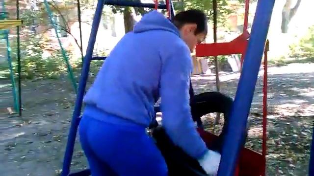 Накачать плечи и торс. Тренировка без тренажерного зала. Без тренажеров. Силовая тренировка. смотреть онлайн