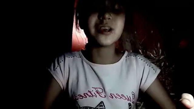 Девочка поёт песню ТАЕТ ЛЁД! смотреть онлайн