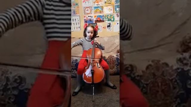 Аня Вайханская-Зейферт (8 лет) играет этюд. смотреть онлайн