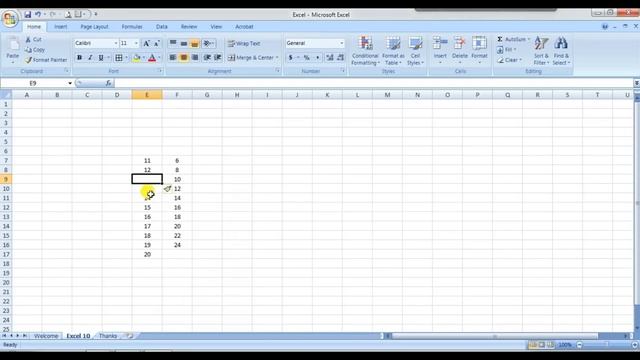 Excel 10: Insert, Delete & Clear Content смотреть онлайн