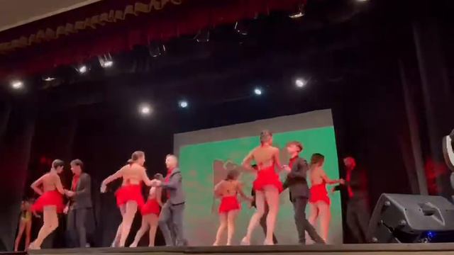 Salsa maracas Cubanito dance смотреть онлайн