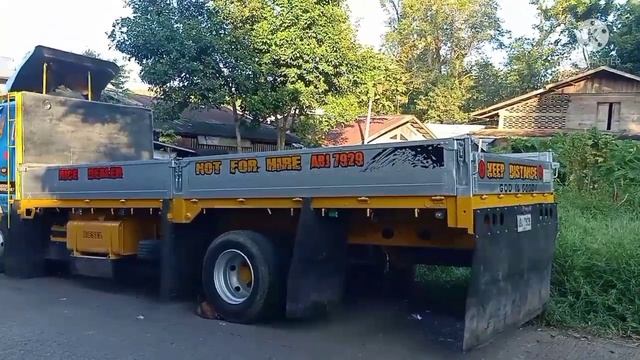 How to glow your truck using Reflective Stickers Mitsubishi fuso Fighter Dropside смотреть онлайн