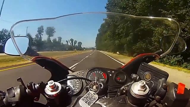 Honda CBR 600 F4 acceleration смотреть онлайн