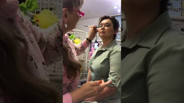 Конкурсный макияж "Мятный фрэш" для очаровательной Веры Останкиной смотреть онлайн