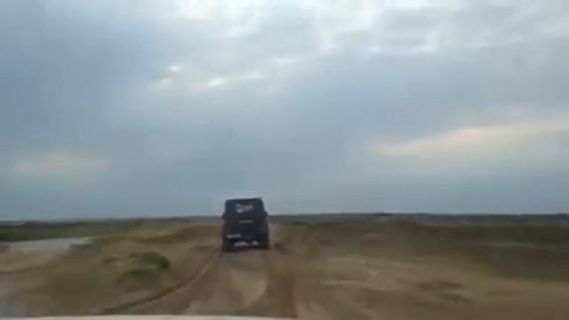 Кузомень песчаная пустыня тест драйв Ленд Ровер Дефендер #дефендер смотреть онлайн