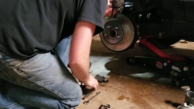 2008 Saturn Vue rear brakes смотреть онлайн