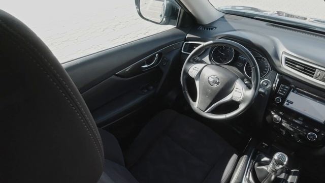 Nissan X-Trail смотреть онлайн