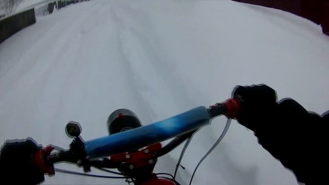 на МОПЕДЕ ЗИМОЙ / покатушки смотреть онлайн