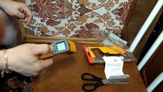 Бесконтактный цифровой инфракрасный Термометр (Пирометр) из Gearbest.com смотреть онлайн