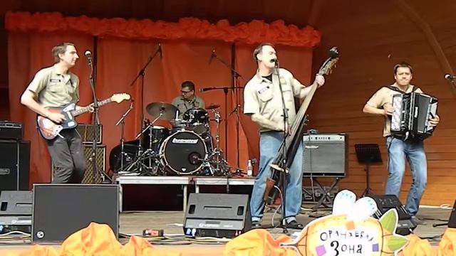 Skippy Is A Sissy.GAGARIN BROTHERS