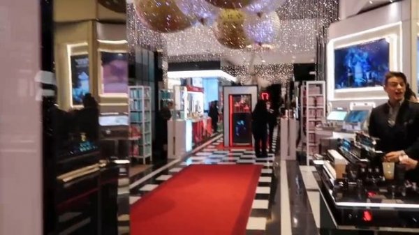 ВАУ ? ОФИГЕННЫЙ МАГАЗИН В НЬЮ-ЙОРКЕ???. Bloomingdale's | VLOGMAS DAY 5 {DARY YORK}