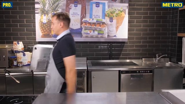 Я всегда с собой беру... Индукционную плиту: компактная и пригодится на выездном мероприятии. смотреть онлайн