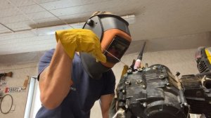 Сварка двигателя Альфа -Alpha motorcycle engine welding.  #welding #welder
