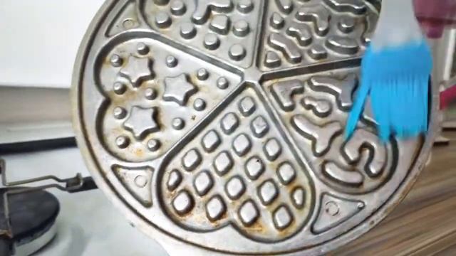 ВЛОГ/Готовим Бельгильские вафли.На СССР вафельнице! смотреть онлайн