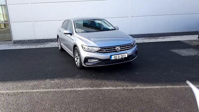 192D21172 - 2019 Volkswagen Passat RL 1.5TSI 150HP 37,950 смотреть онлайн