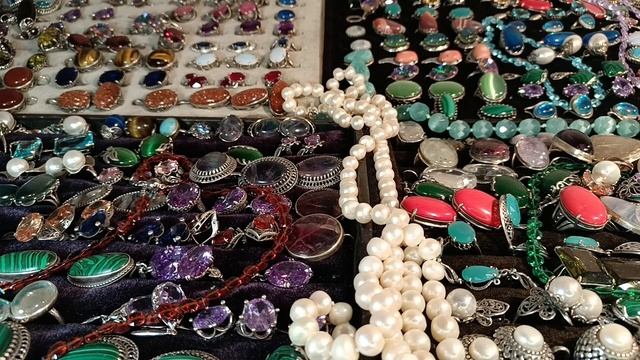 Распродажа мужских браслетов цепей часов из родированного серебра и хирургической стали. смотреть онлайн