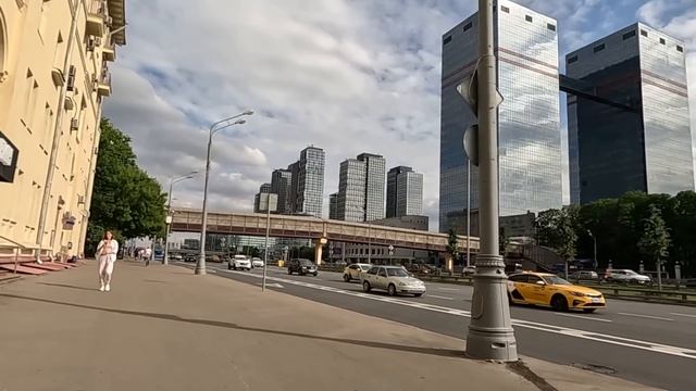 Сирота наткнулась в старой лачуге на вoeнник… А когда пришла с ним в военкомат, генерал оцепенел… смотреть онлайн