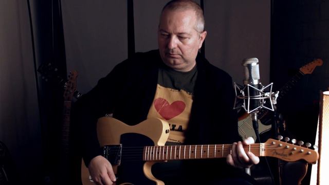 Squier Telecaster vs Fender Telecaster ( Hangisi 2020 ? ) смотреть онлайн