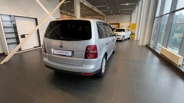 Volkswagen Touran 2009 AMT